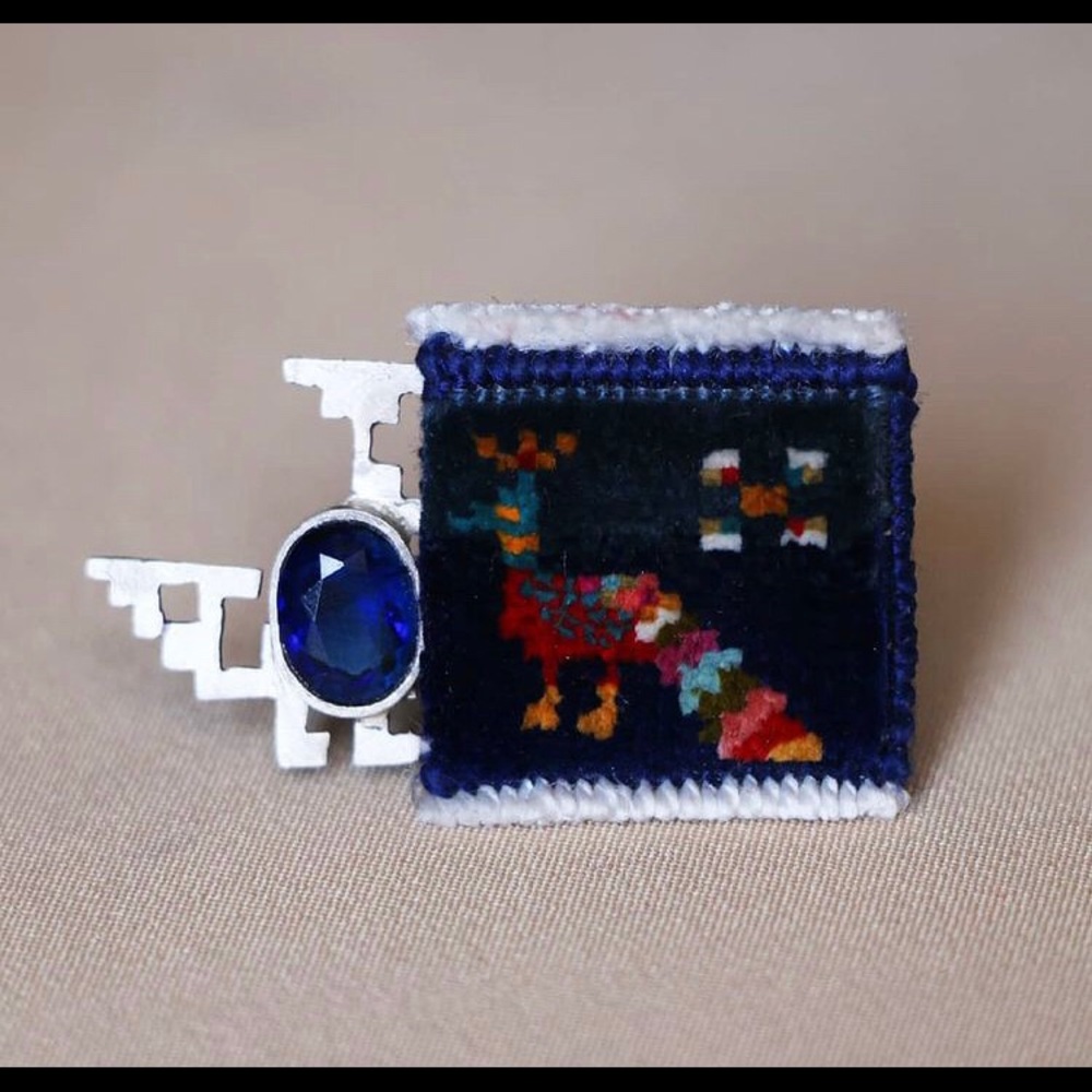 Silver & silk rug, Handmade ring & pendant